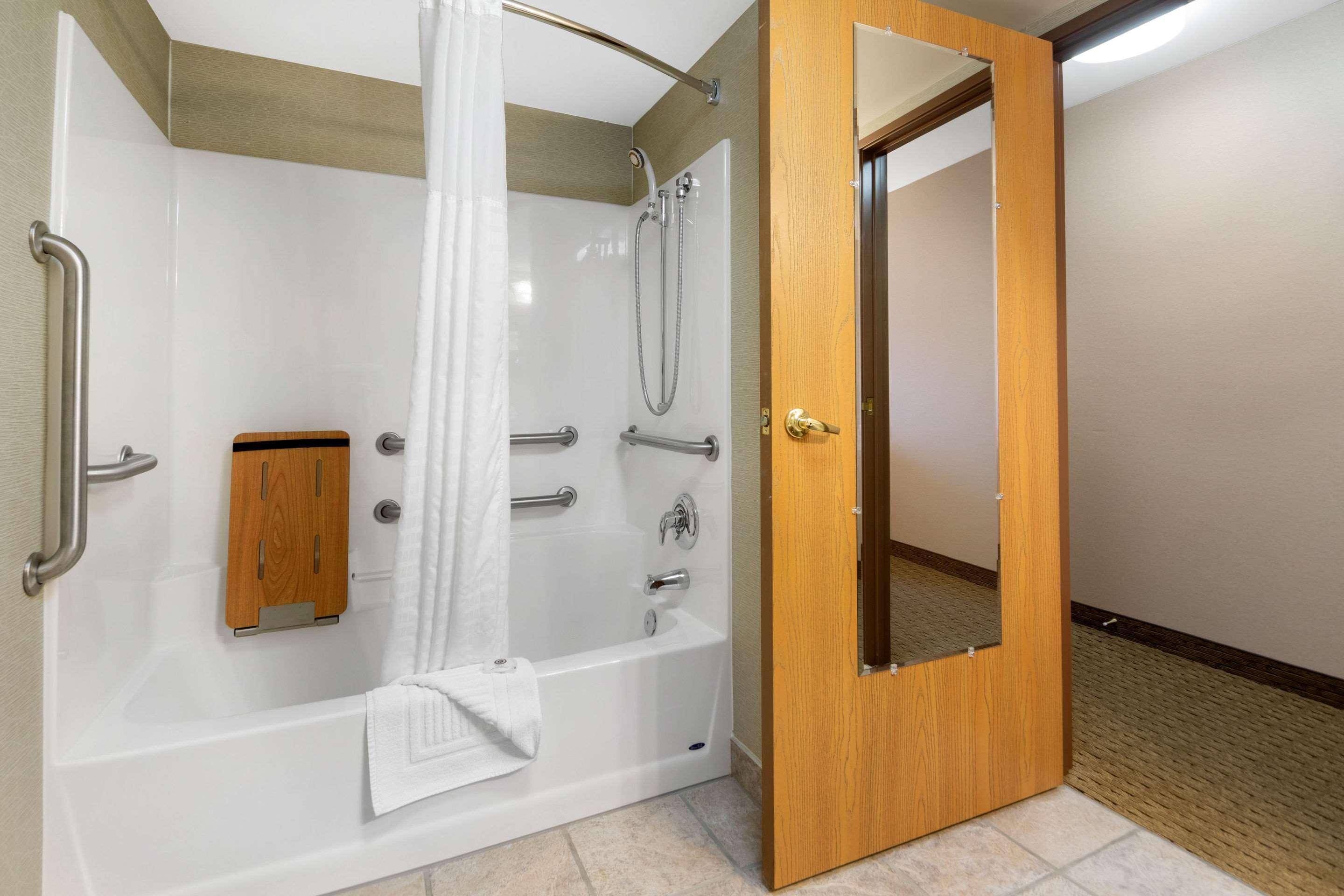 Comfort Inn Iron Mountain Ngoại thất bức ảnh